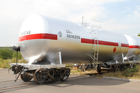 GQ70 tank car for carrying light oil